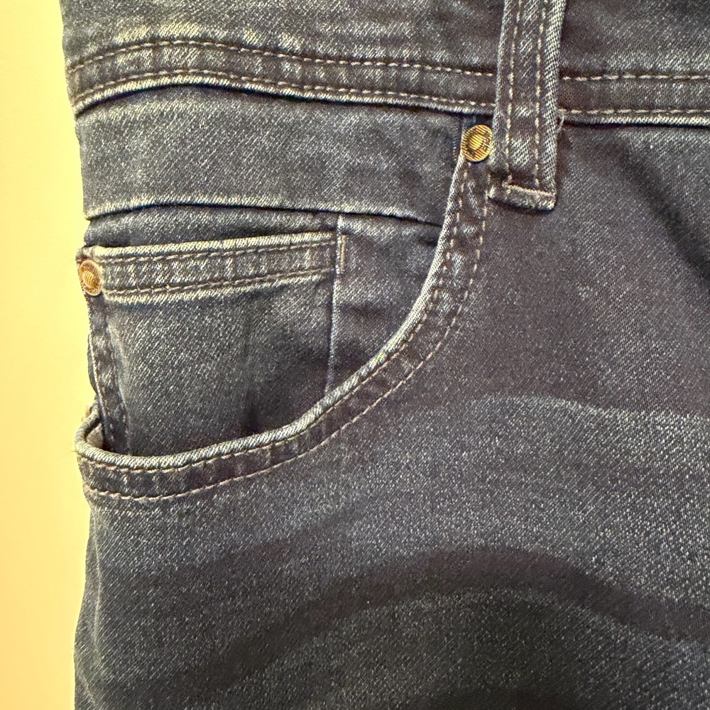 Parasuco Women's Blue Jeans with Red Zipper - NWOT - Picture 6 of 15